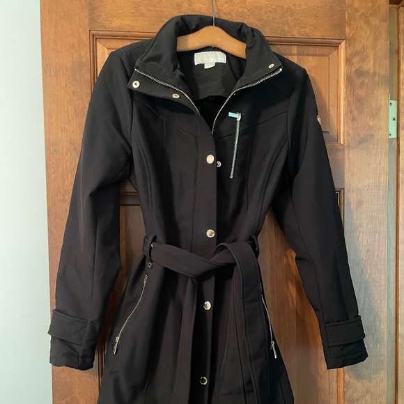 Michael Kors Jackets & Blazers - Michael Kors coat EUC! Size M Black All Weather Lined